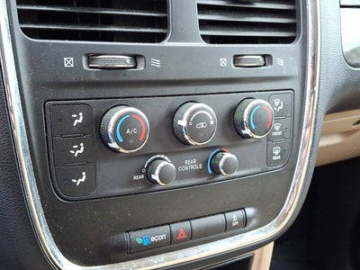 2014 Dodge Grand Caravan SE