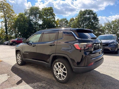 2022 Jeep Compass Latitude Lux 4x4