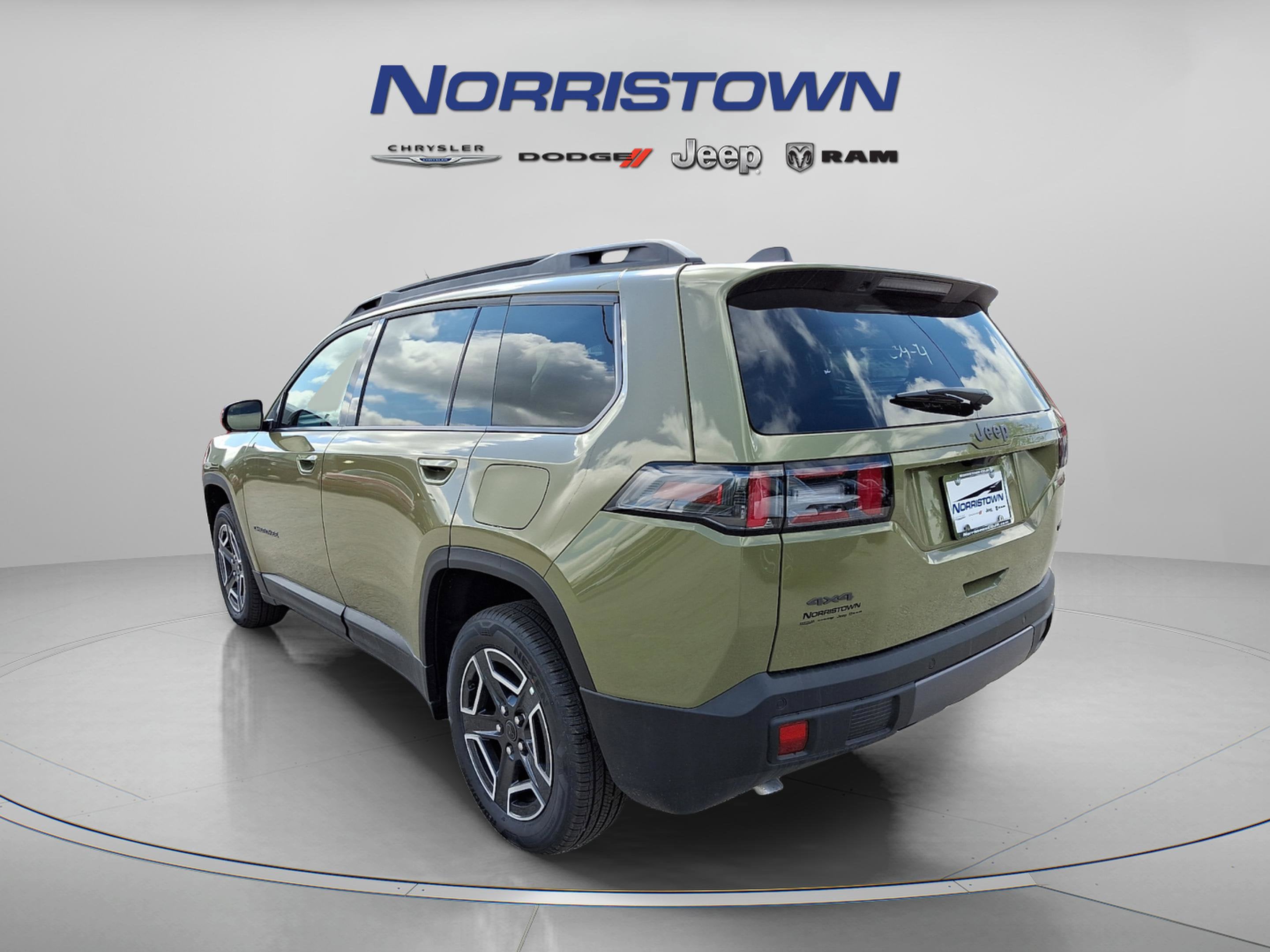 2026 Jeep Cherokee CHEROKEE LAREDO 4X4