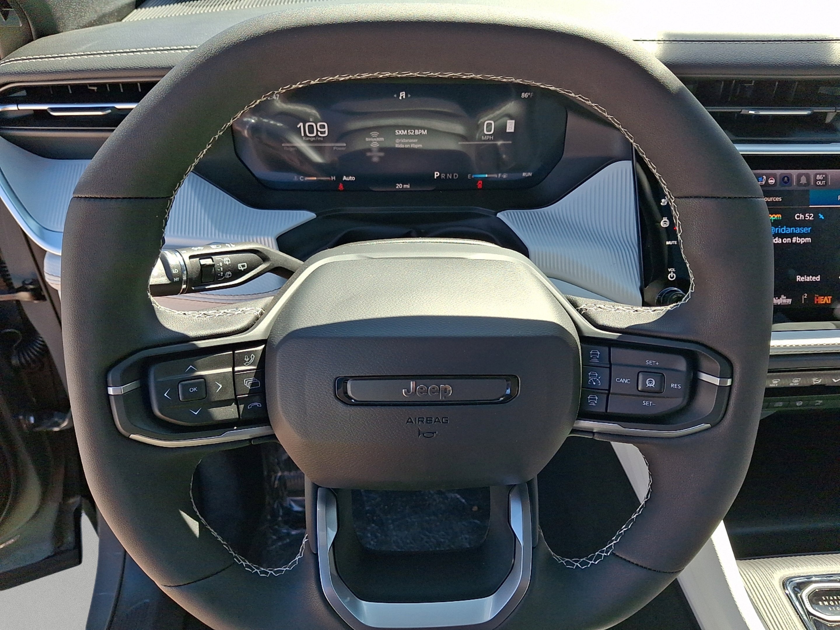 2026 Jeep Cherokee CHEROKEE OVERLAND 4X4