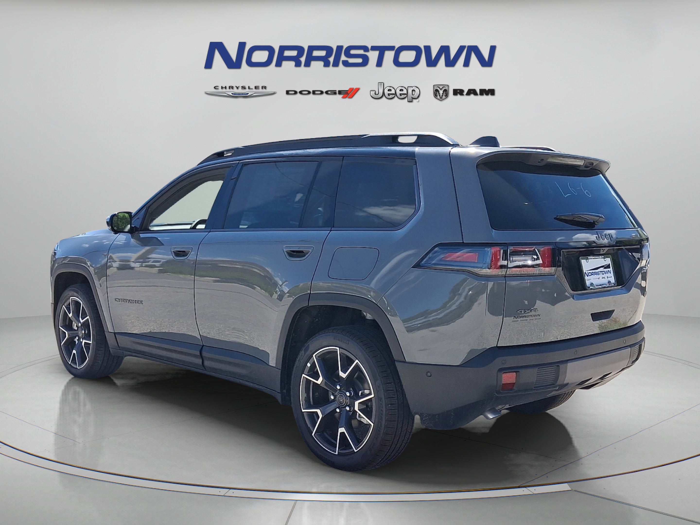 2026 Jeep Cherokee CHEROKEE OVERLAND 4X4