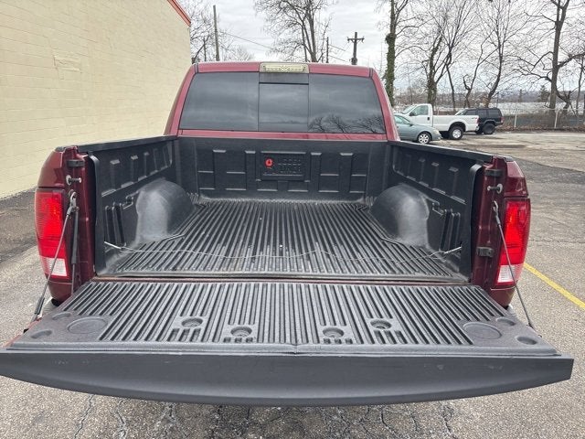 2017 RAM 1500 Big Horn Crew Cab 4x4 5'7' Box