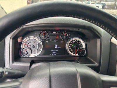 2017 RAM 1500 Big Horn Crew Cab 4x4 5'7' Box