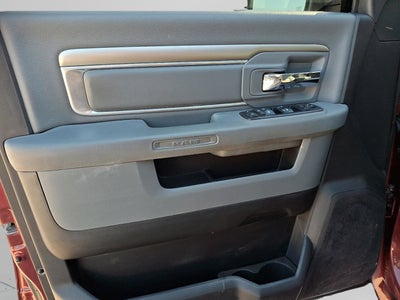 2017 RAM 1500 Big Horn Crew Cab 4x4 5'7' Box