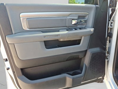 2018 RAM 1500 Big Horn Crew Cab 4x4 5'7' Box