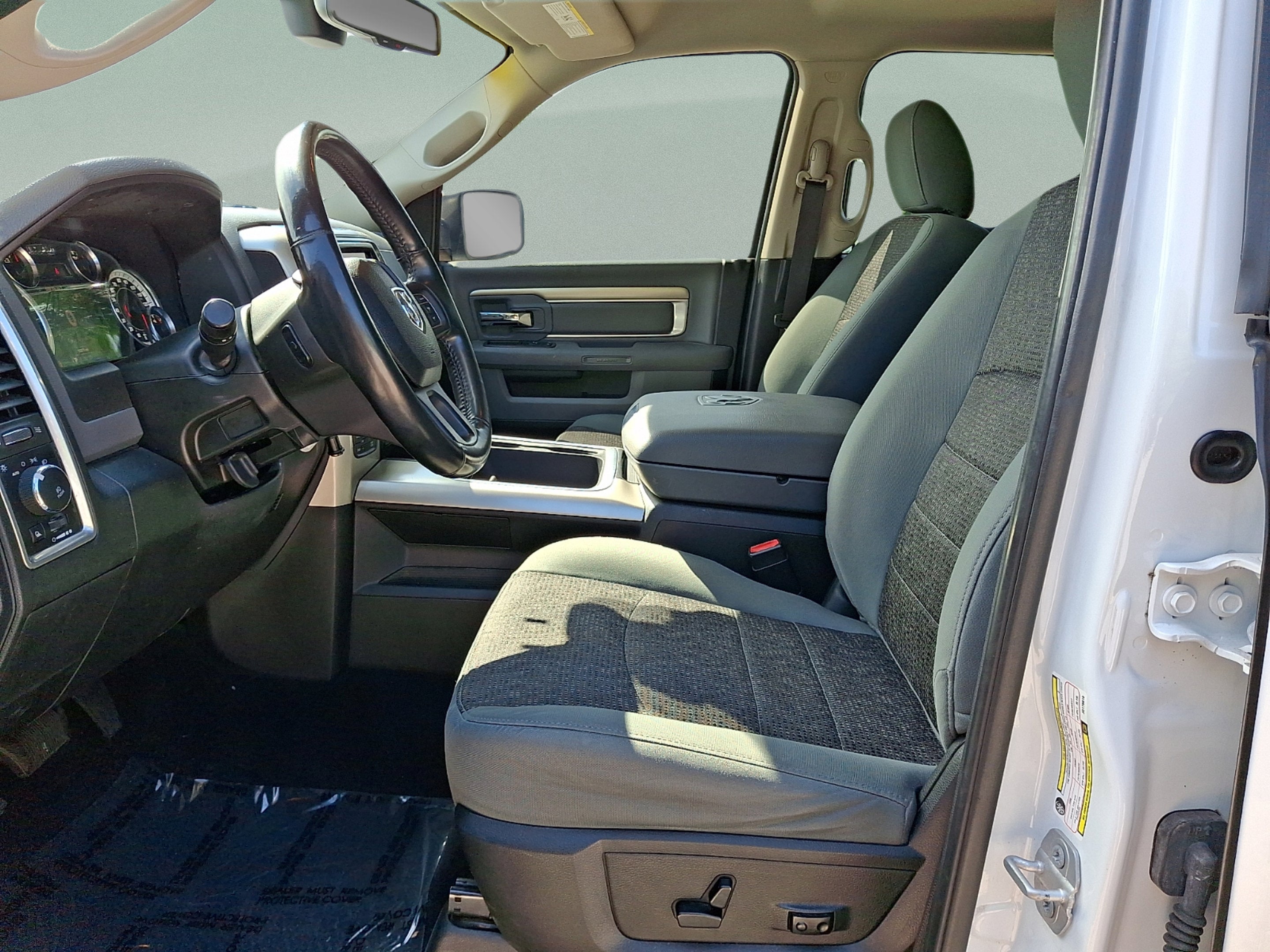 2018 RAM 1500 Big Horn Crew Cab 4x4 5'7' Box