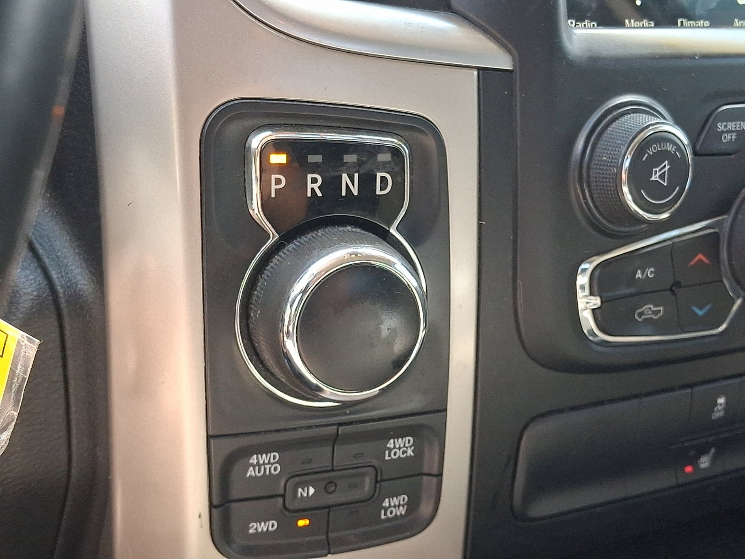 2018 RAM 1500 Big Horn Crew Cab 4x4 5'7' Box