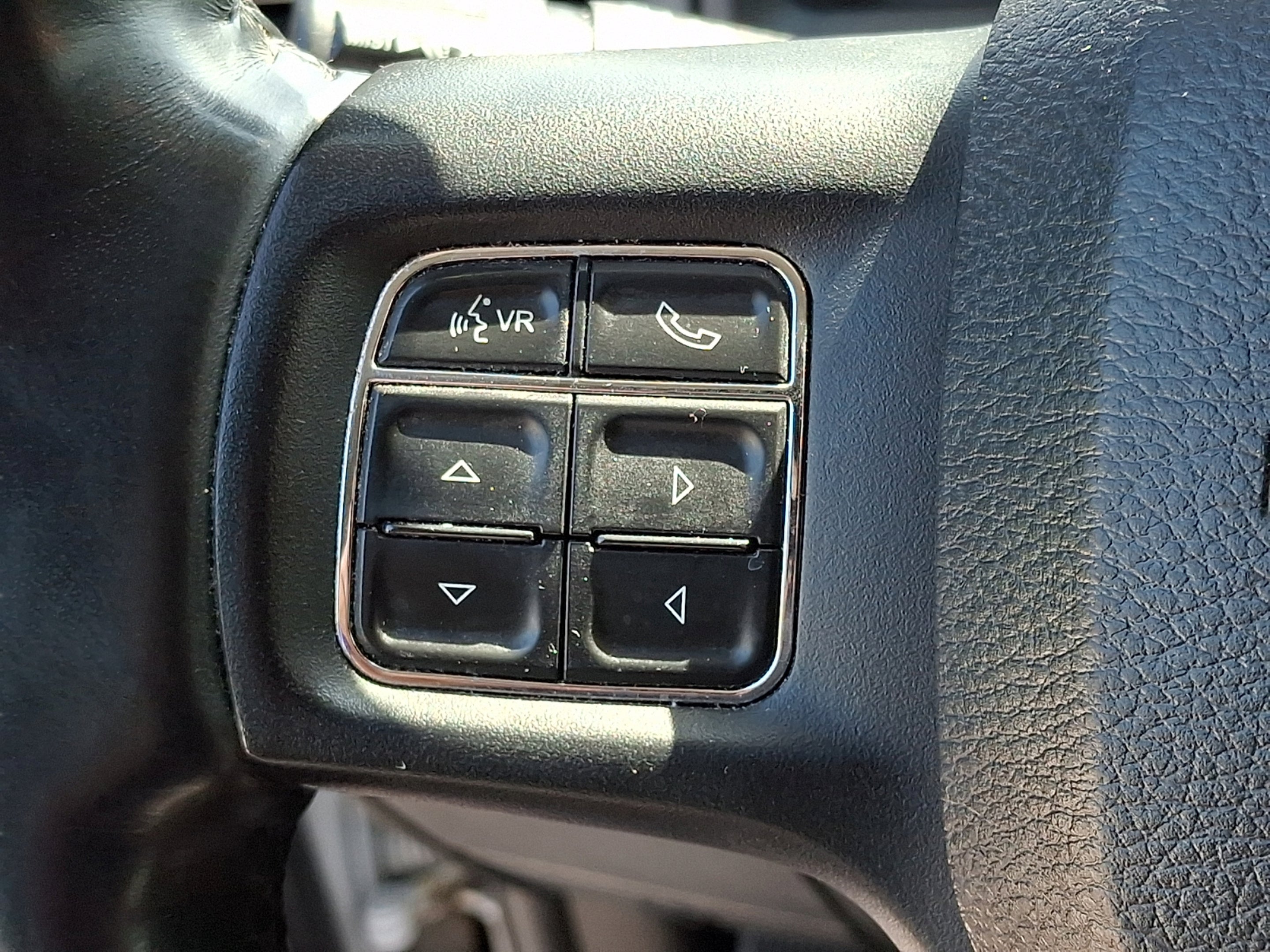 2018 RAM 1500 Big Horn Crew Cab 4x4 5'7' Box