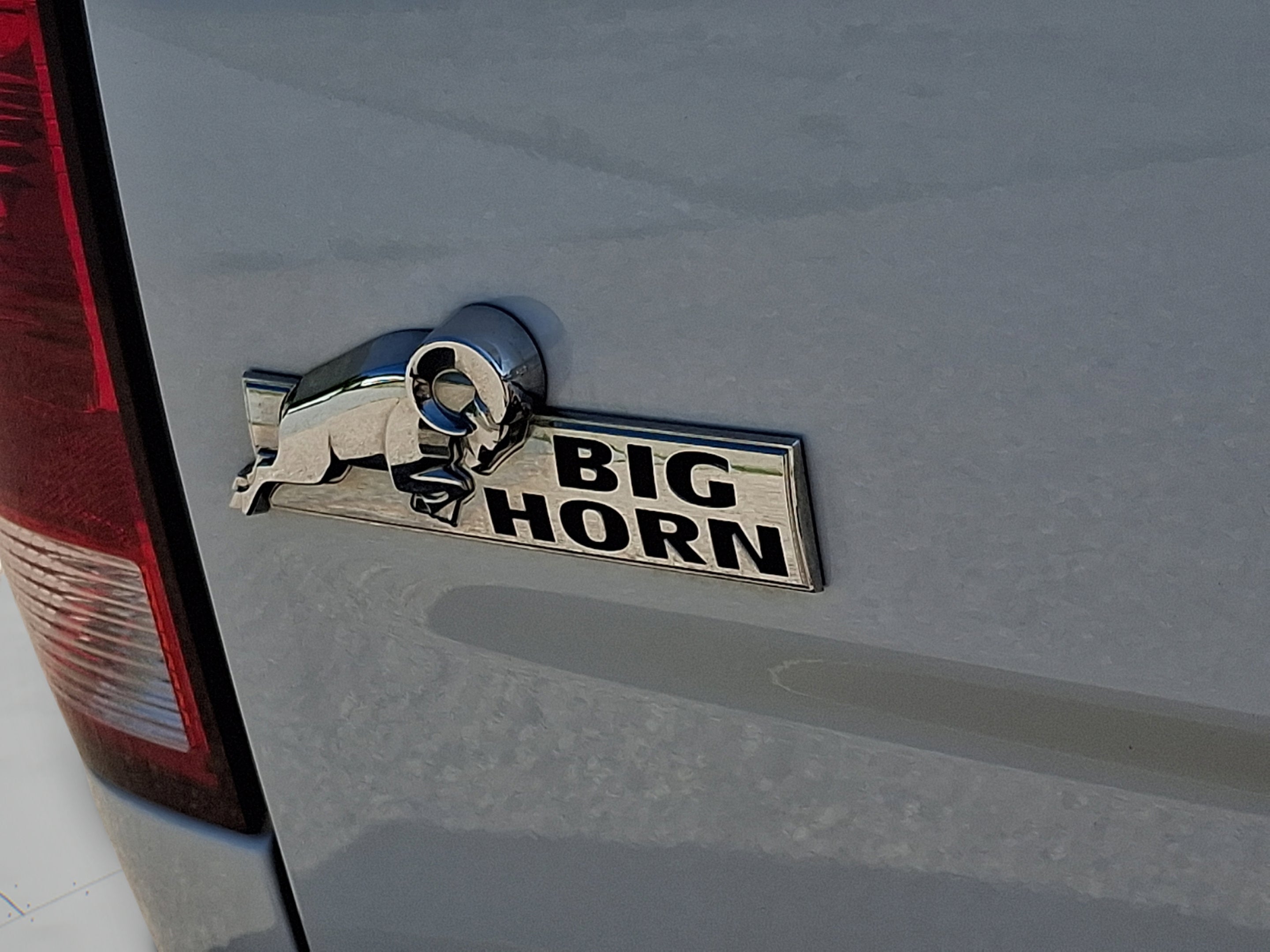 2018 RAM 1500 Big Horn Crew Cab 4x4 5'7' Box