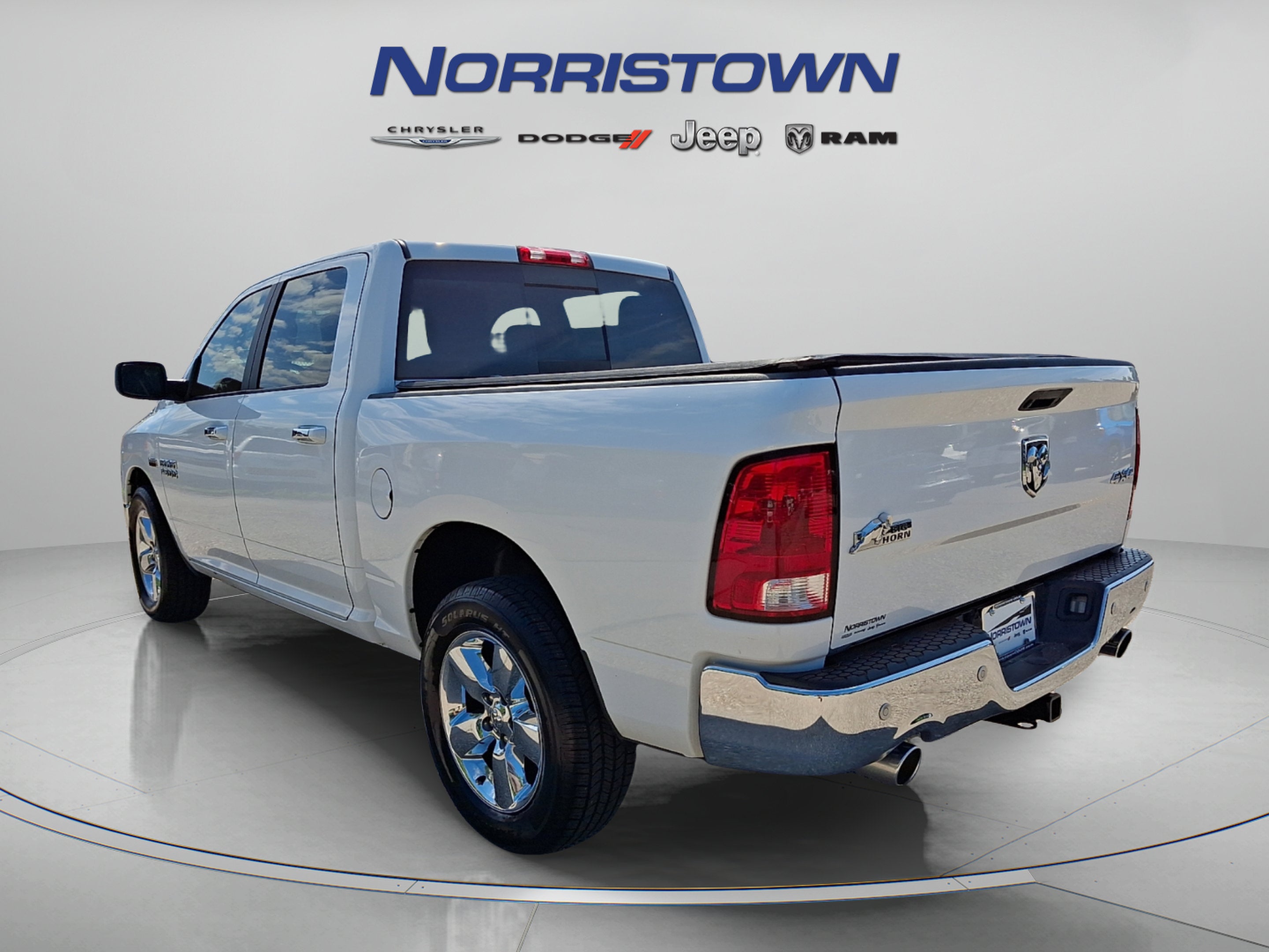 2018 RAM 1500 Big Horn Crew Cab 4x4 5'7' Box