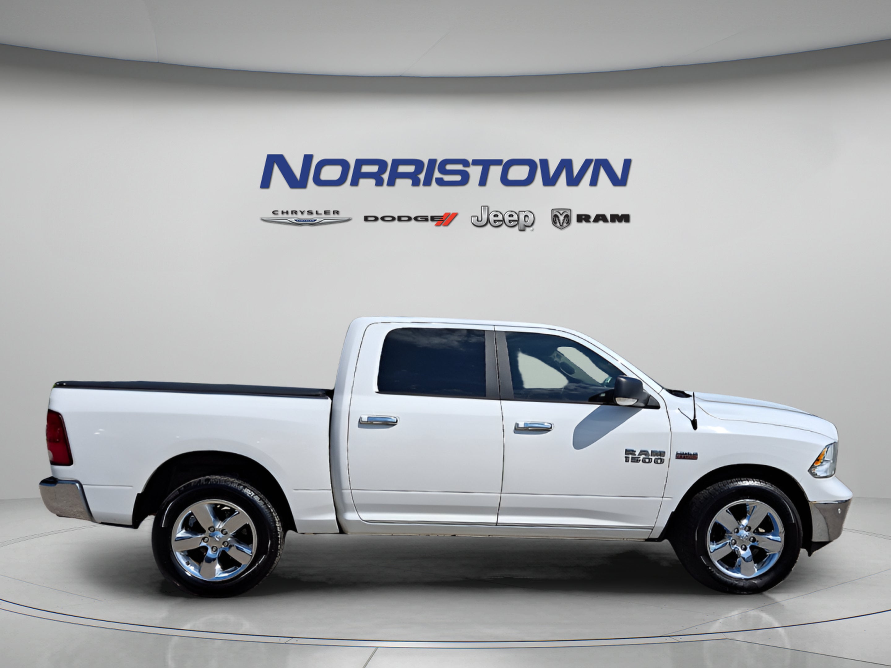2018 RAM 1500 Big Horn Crew Cab 4x4 5'7' Box