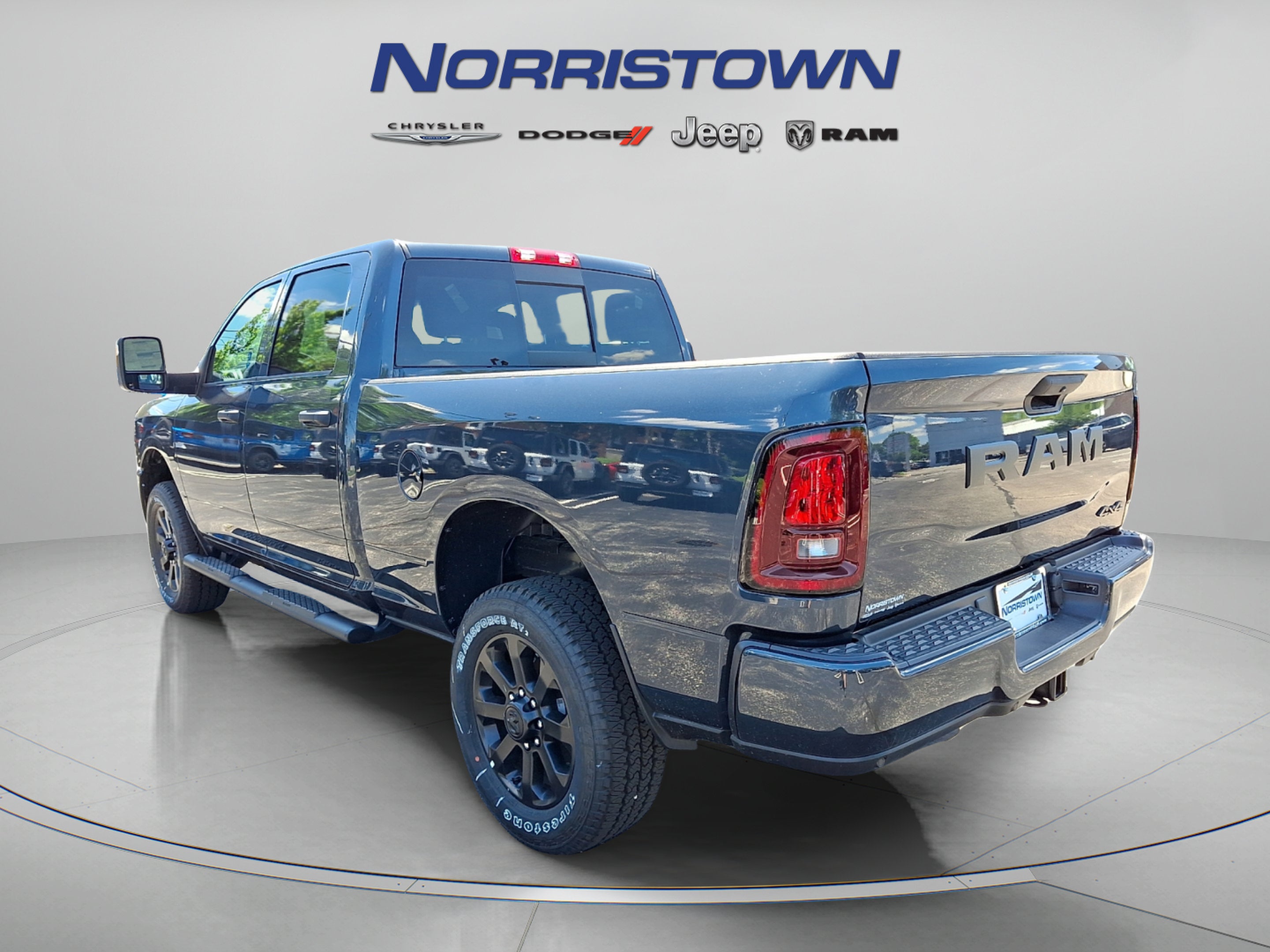 2026 RAM Ram 2500 RAM 2500 BLACK EXPRESS CREW CAB 4X4 6'4' BOX