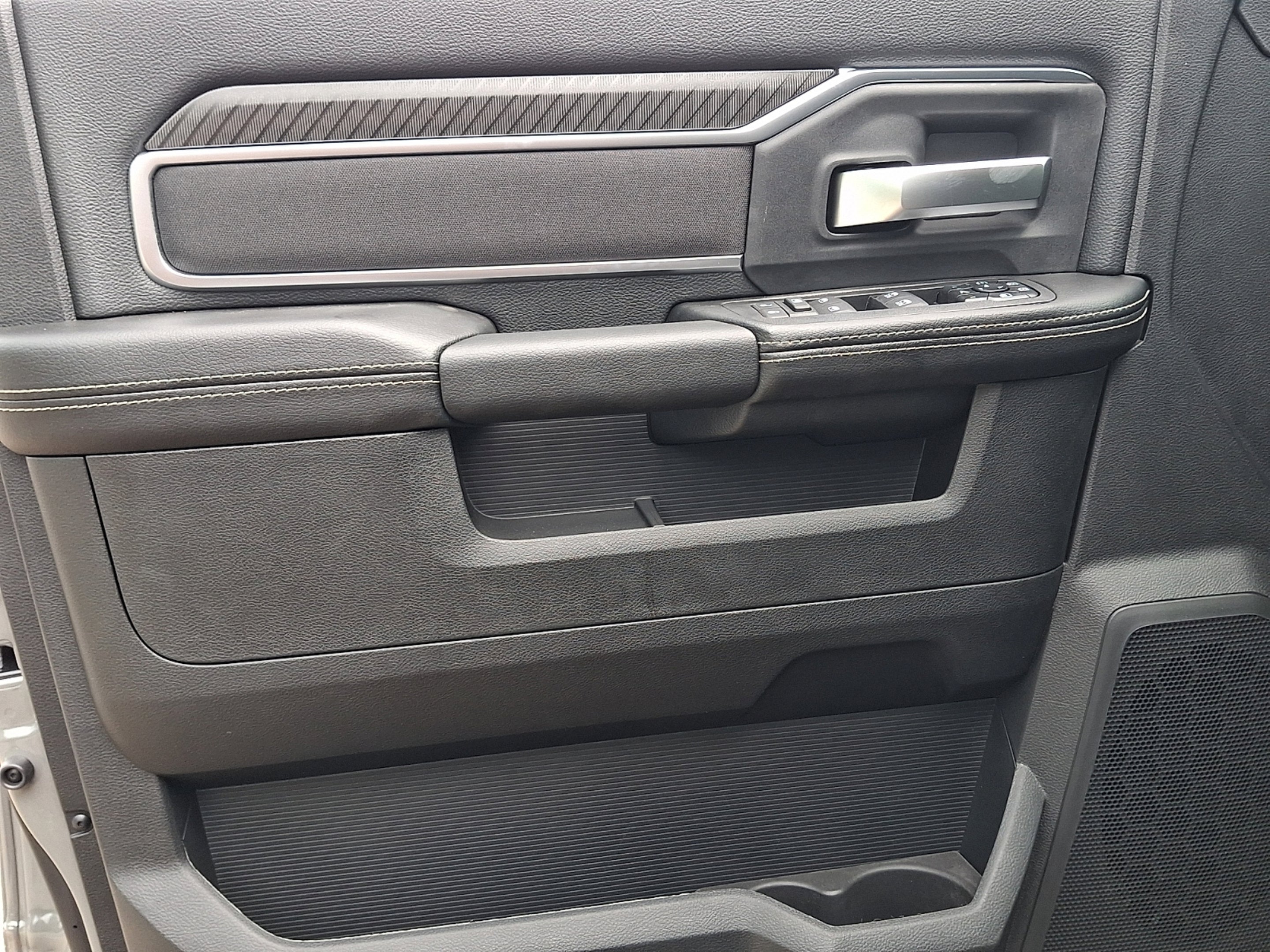 2027 RAM Ram 2500 RAM 2500 BIG HORN CREW CAB 4X4 6'4' BOX