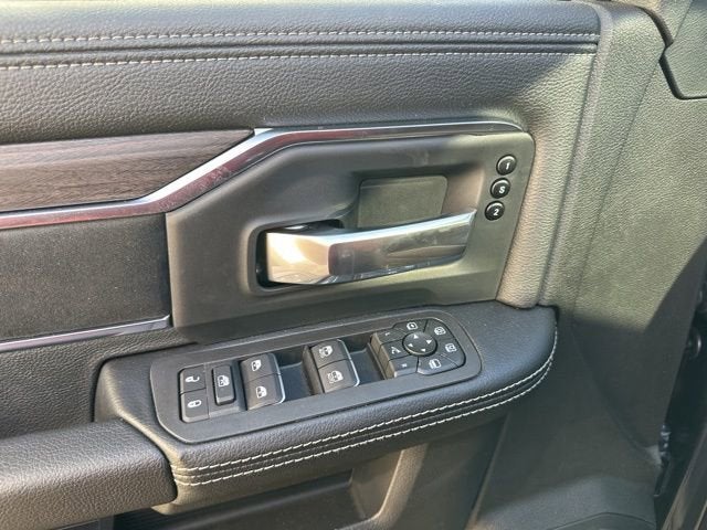 2026 RAM 2500 Laramie Crew Cab 4x4 6'4' Box