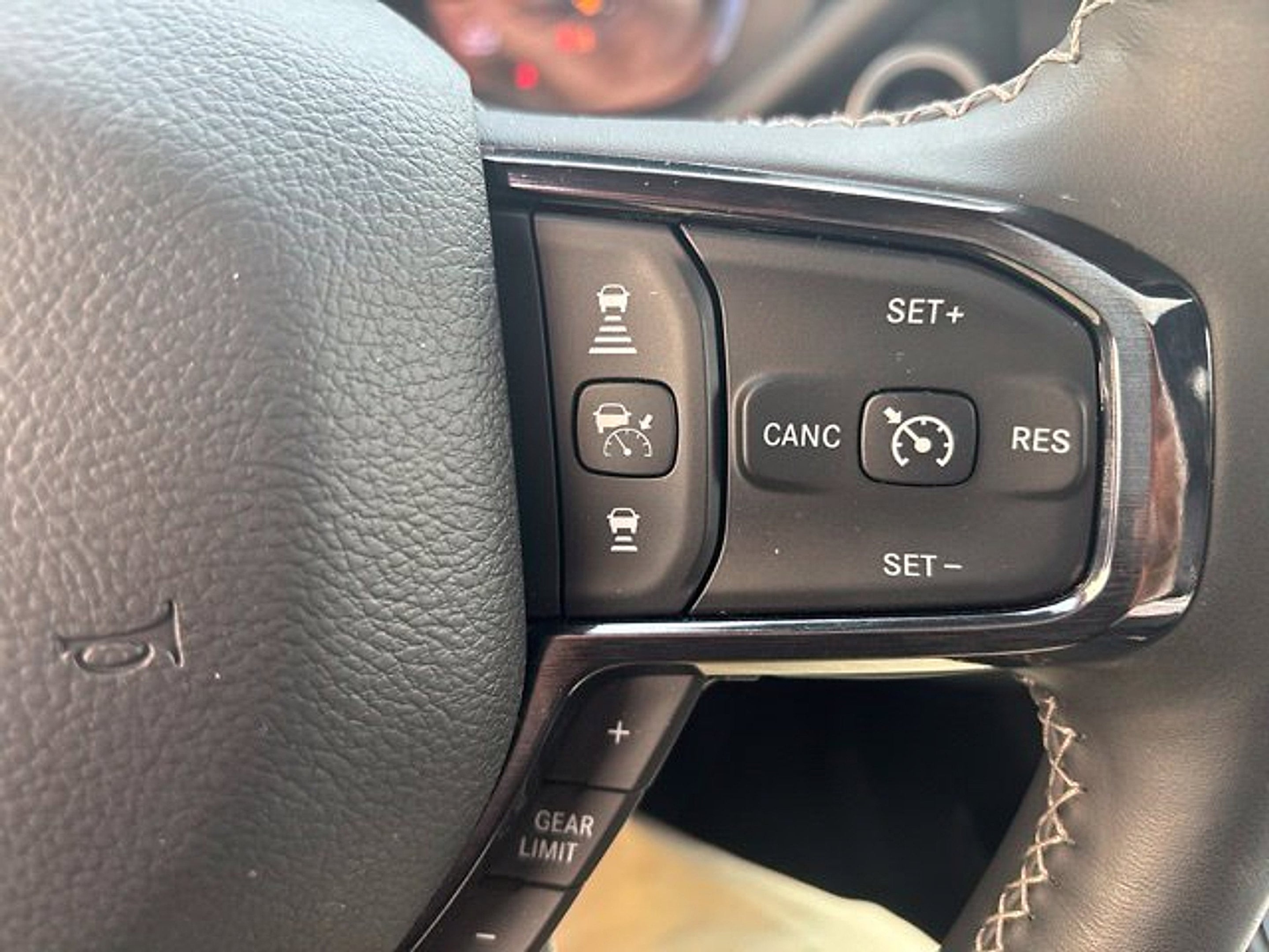 2024 RAM 2500 Limited Crew Cab 4x4 6'4' Box