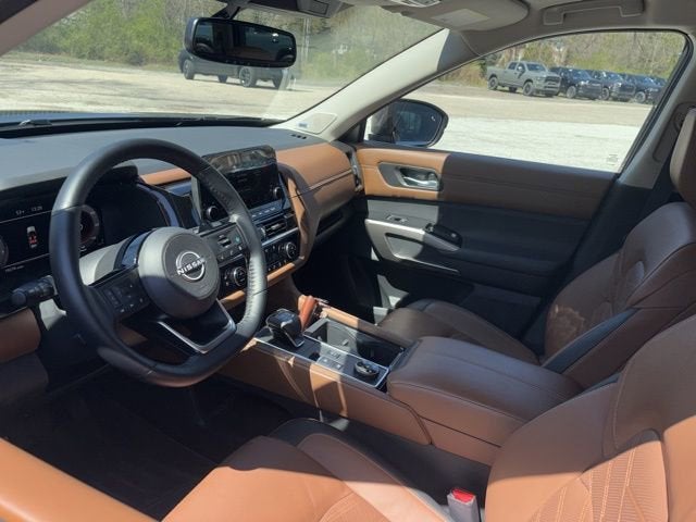 2022 Nissan Pathfinder Platinum 4WD