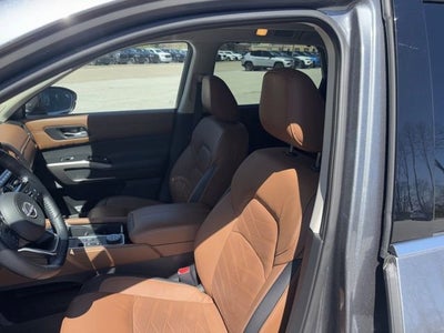 2022 Nissan Pathfinder Platinum 4WD