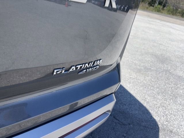 2022 Nissan Pathfinder Platinum 4WD