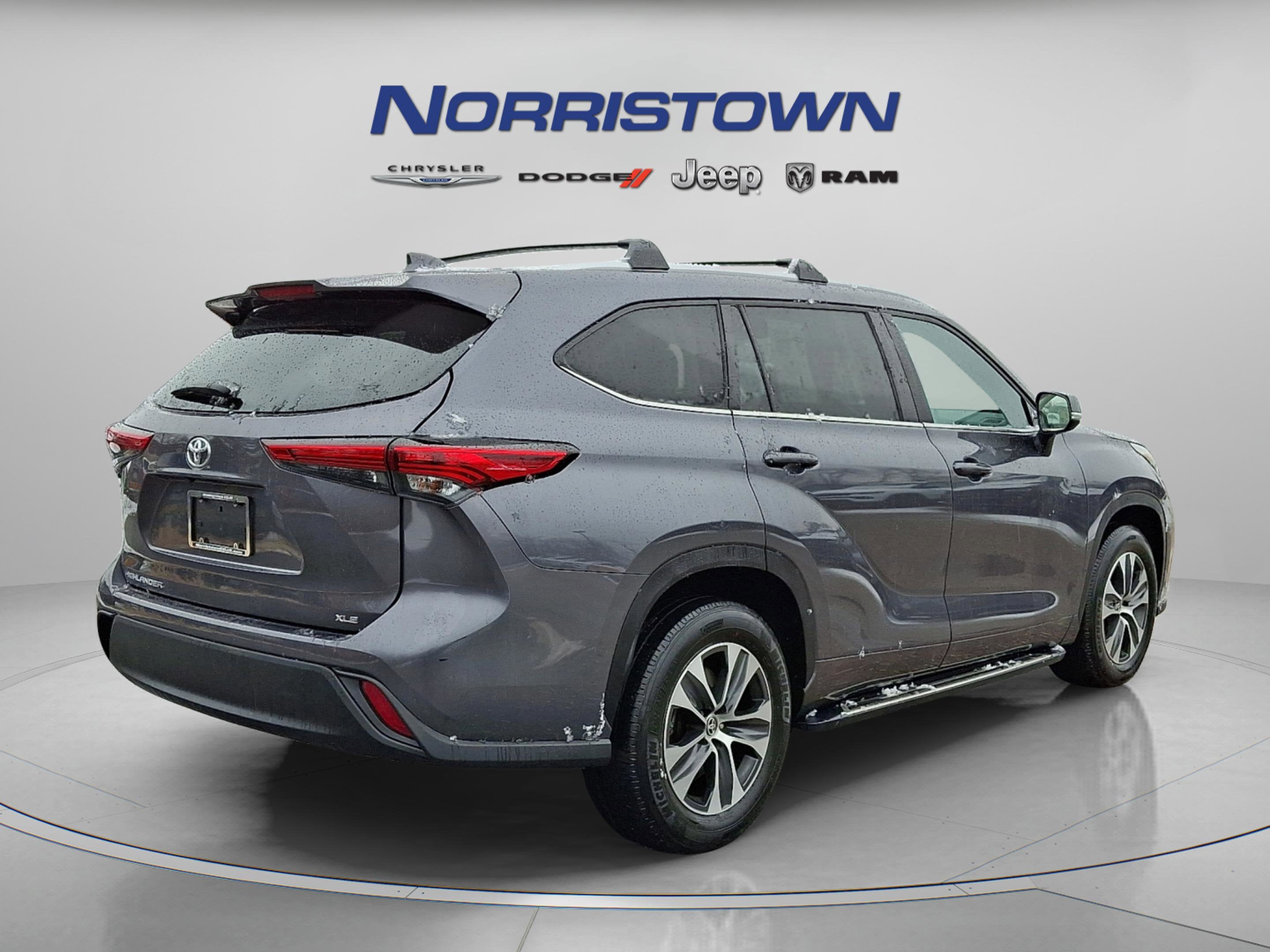 2023 Toyota Highlander XLE