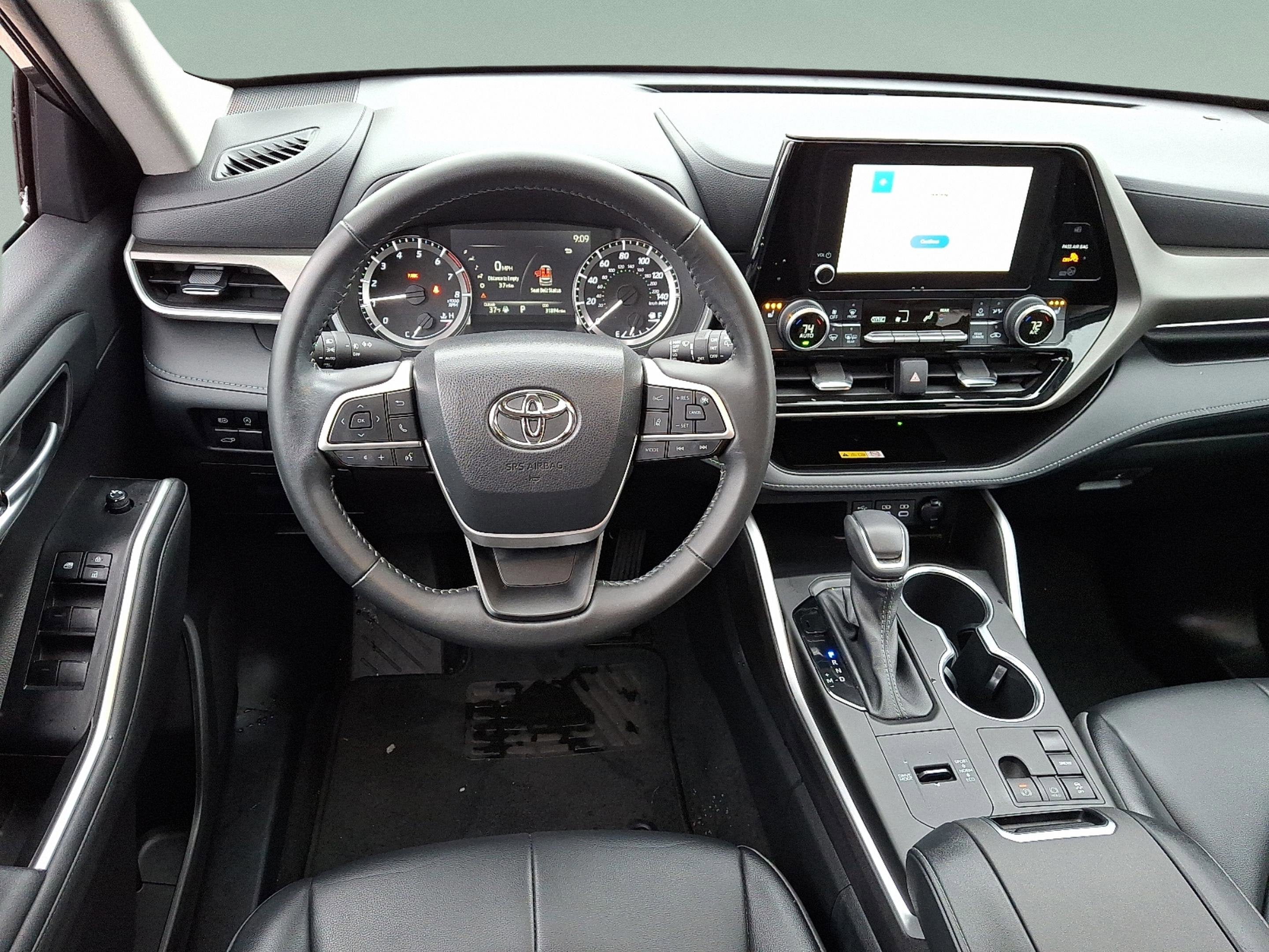 2023 Toyota Highlander XLE