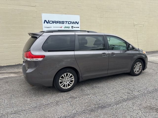 2013 Toyota Sienna XLE