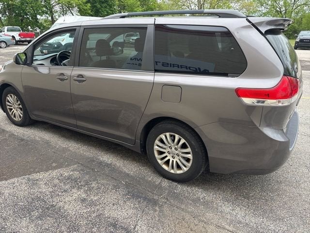 2013 Toyota Sienna XLE