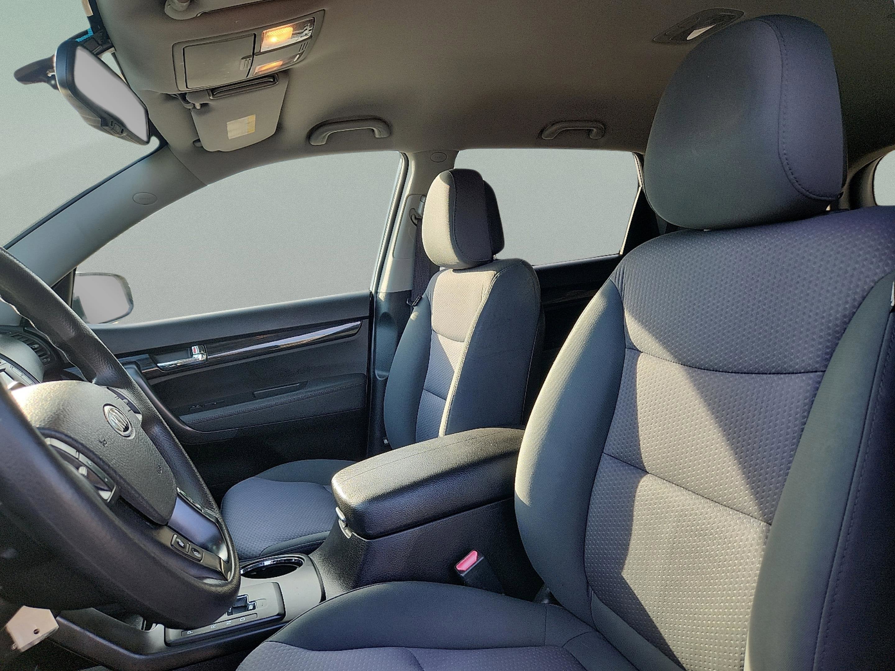 2013 Kia Sorento LX V6