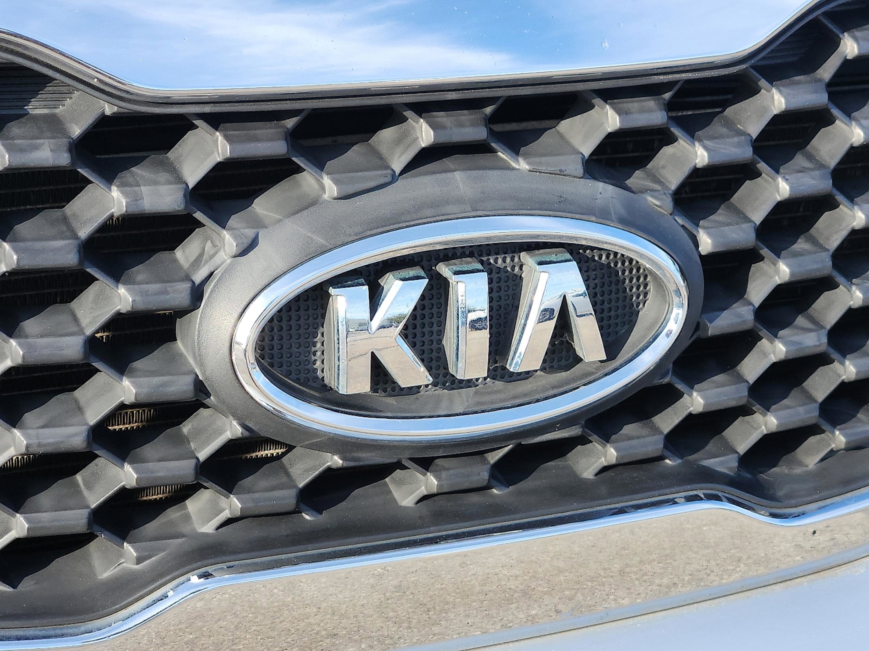 2013 Kia Sorento LX V6