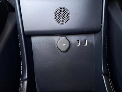 2016 Tesla Model S Base