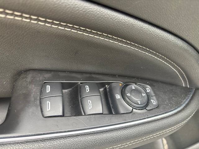 2019 Buick Regal Sportback AWD Essence