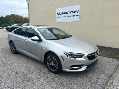 2019 Buick Regal Sportback AWD Essence