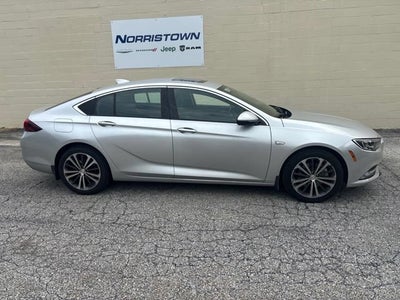 2019 Buick Regal Sportback AWD Essence