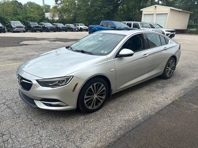 2019 Buick Regal Sportback AWD Essence