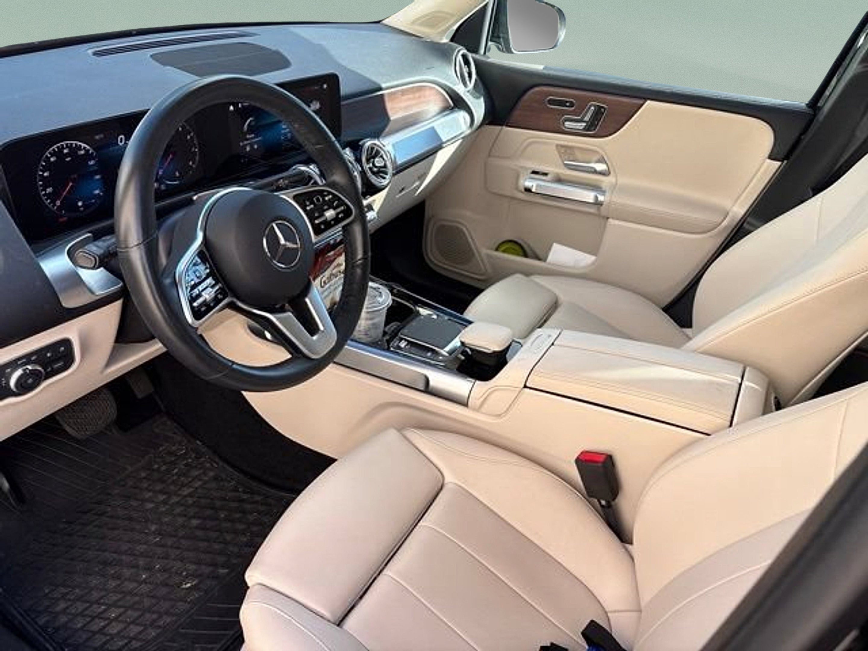 2023 Mercedes-Benz GLB 250 4MATIC®