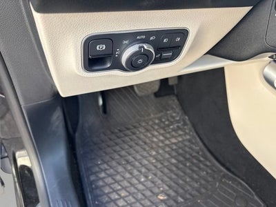 2023 Mercedes-Benz GLB 250 4MATIC®