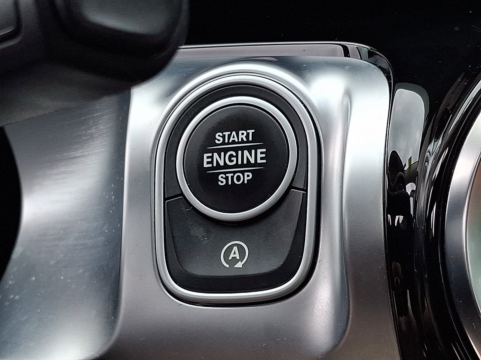 2023 Mercedes-Benz GLB 250 4MATIC®
