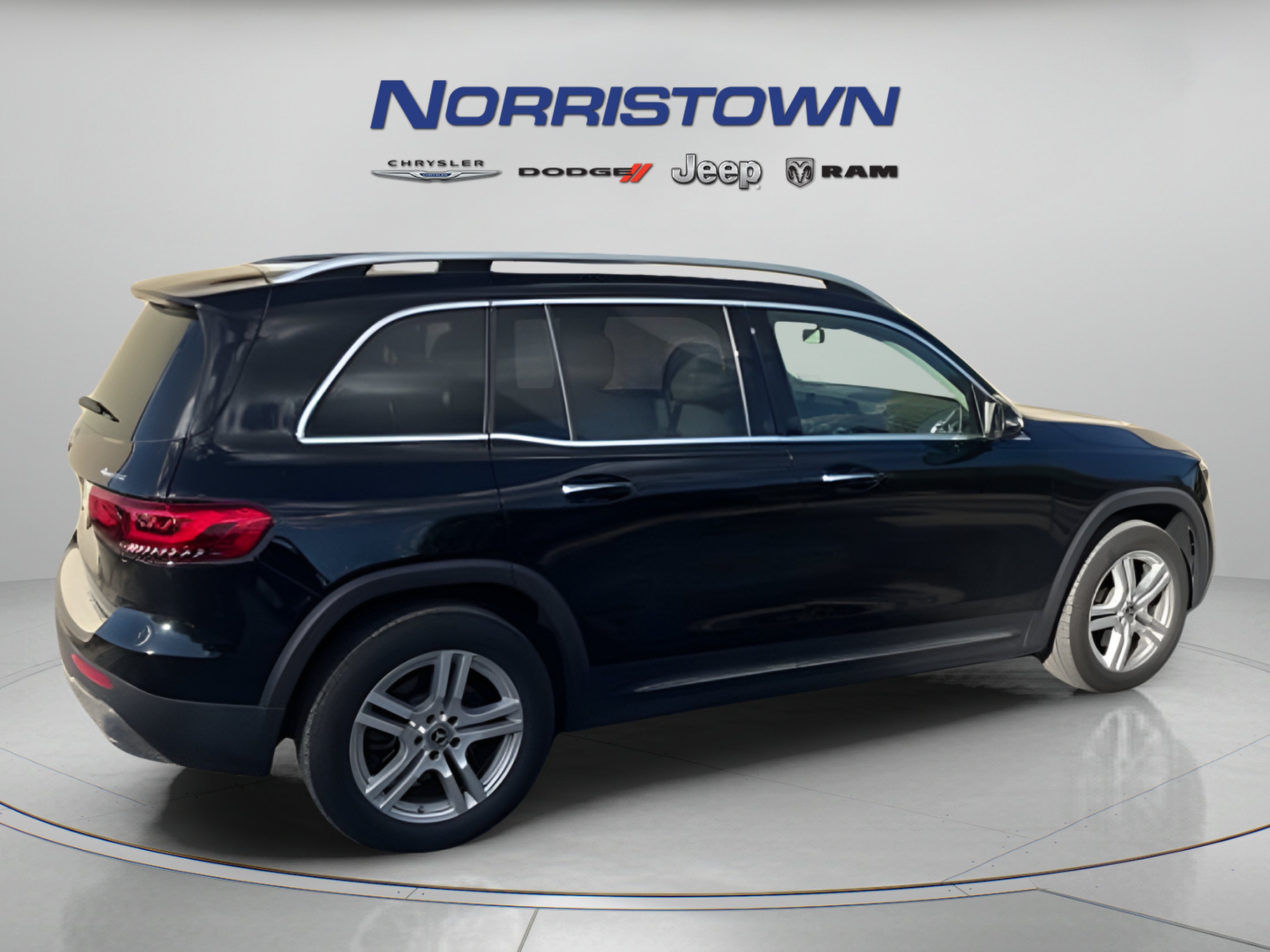 2023 Mercedes-Benz GLB 250 4MATIC®