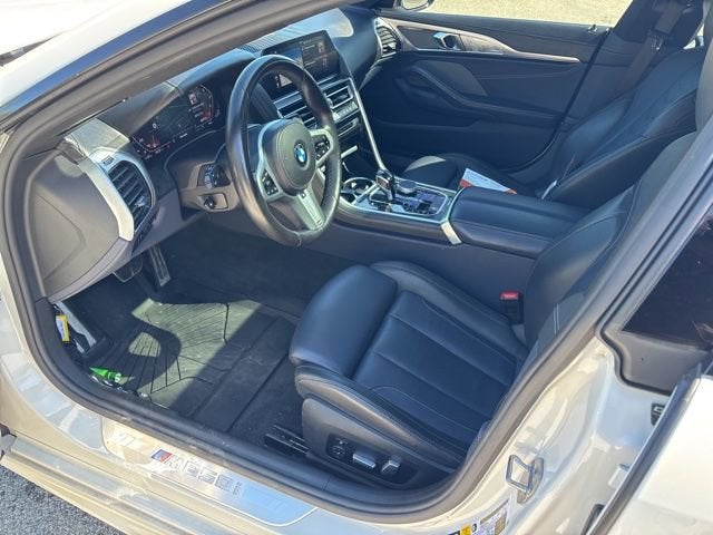 2022 BMW 8 Series M850i