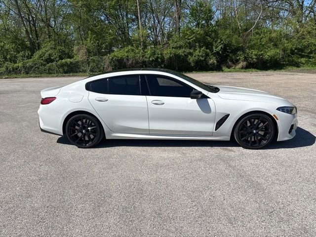 2022 BMW 8 Series M850i
