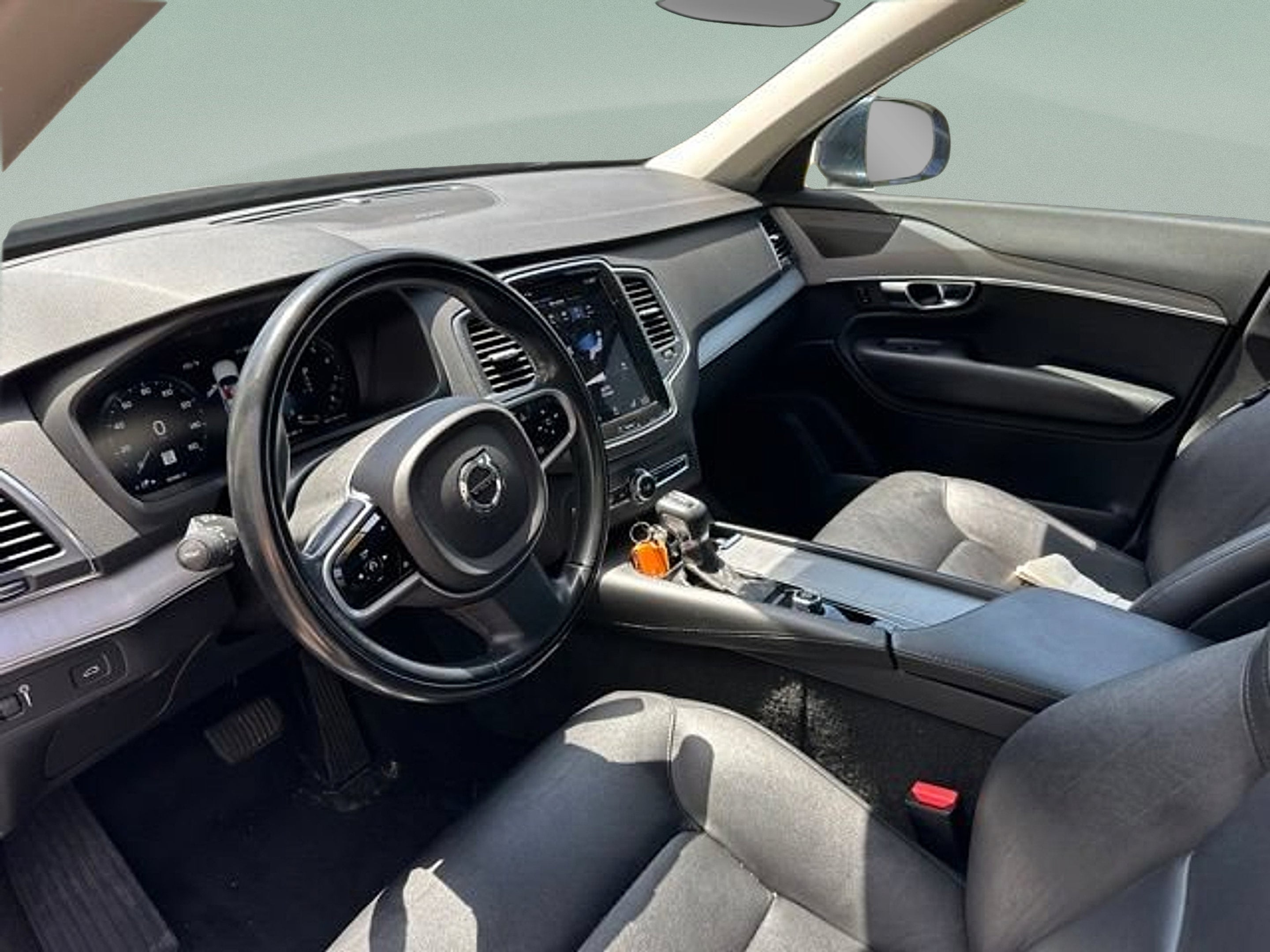 2022 Volvo XC90 T5 Momentum 7 Passenger