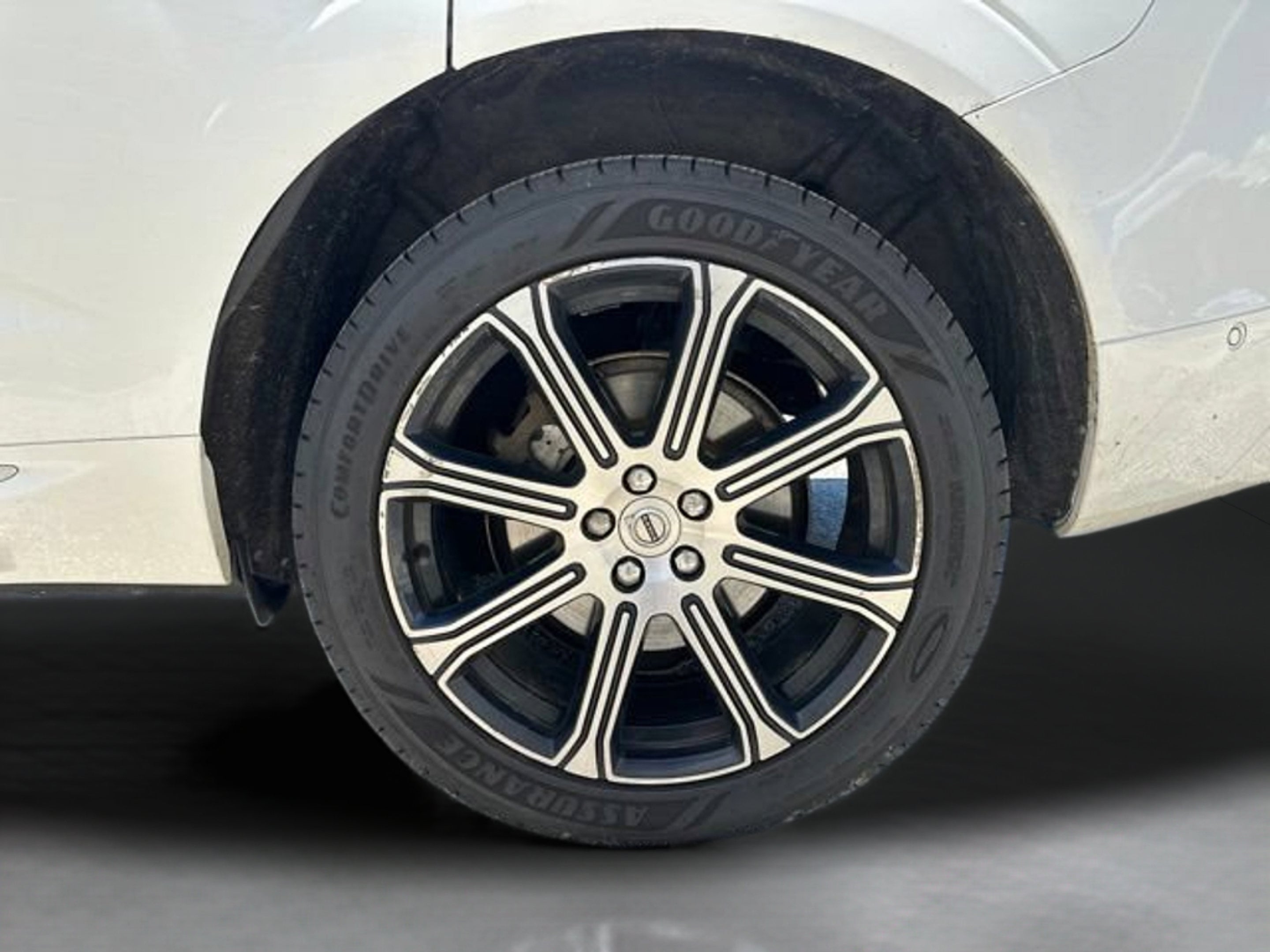 2019 Volvo XC60 T6 Inscription