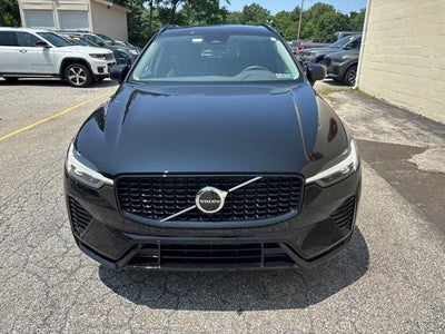 2025 Volvo XC60 B5 Plus