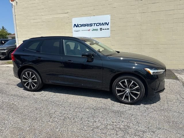 2025 Volvo XC60 B5 Plus