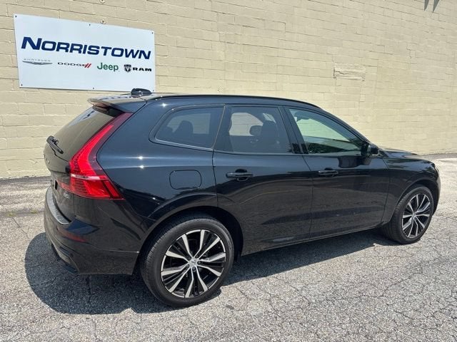 2025 Volvo XC60 B5 Plus