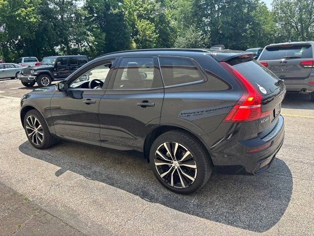 2025 Volvo XC60 B5 Plus