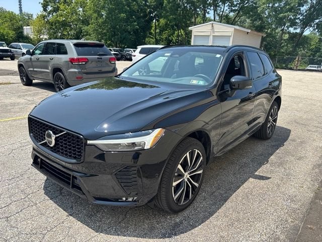 2025 Volvo XC60 B5 Plus